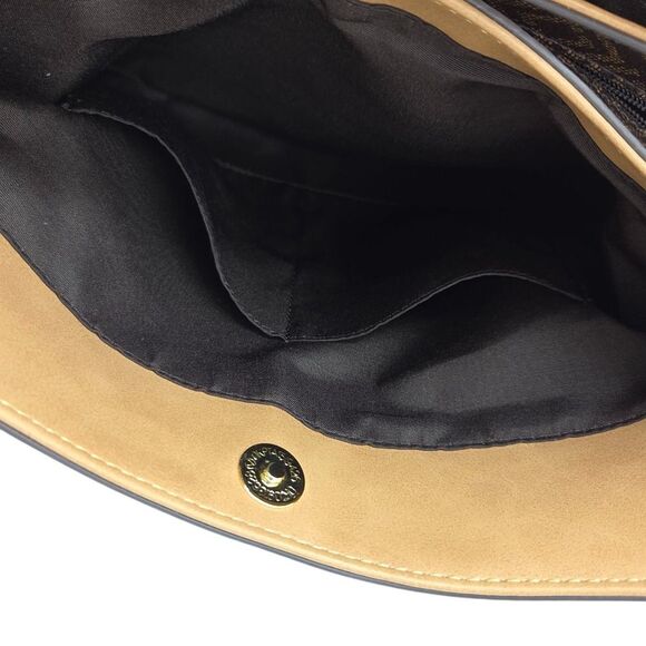 Liz Claiborne Stella 4 Poster Two Tone Shoulder Bag Faux Leather Gold Hardware - Picture 13 of 16